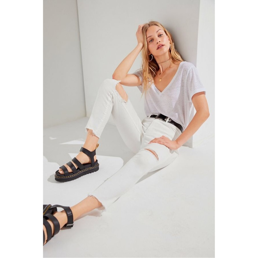 UO BDG Twig High Rise Ripped Skinny Jeans - Picture 2 of 3